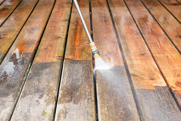 Why Choose Our Certified Pressure Washing Experts for Your Project Needs in Roosevelt Gardens, FL?
