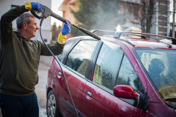 Pressure Washing Contractors in Roosevelt Gardens, FL